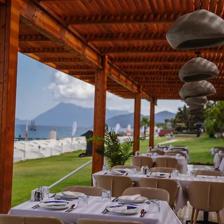 Fun & Sun Club Saphire Hotel 5*