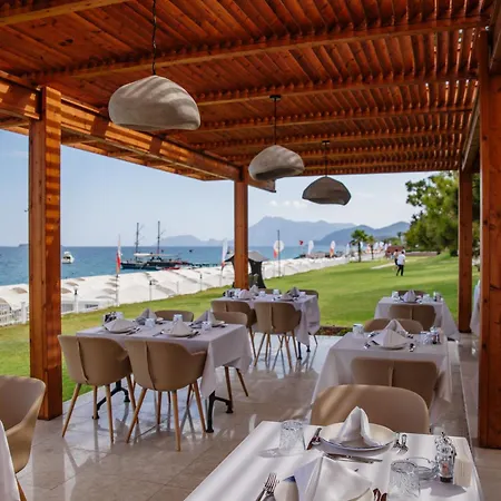 Fun & Sun Club Saphire 5*