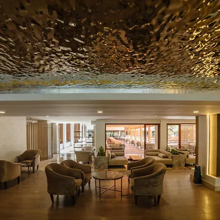 Fun & Sun Club Saphire