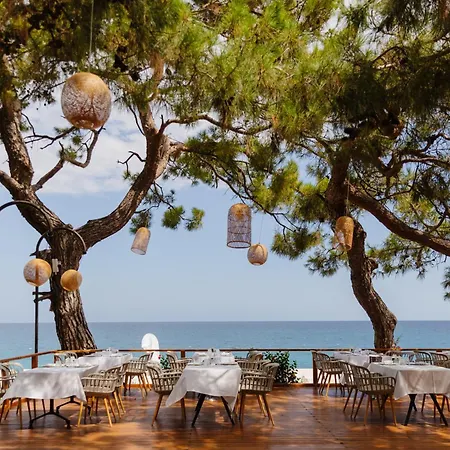 Fun & Sun Club Saphire Hotel