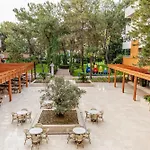 Fun & Sun Club Saphire