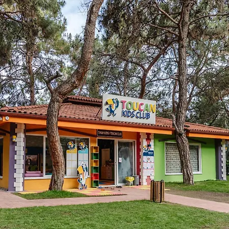 Fun & Sun Club Saphire טקירובה