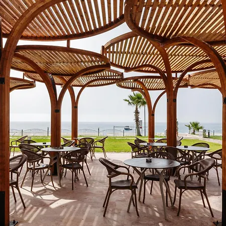 Fun & Sun Club Saphire טקירובה